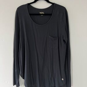 Lilly Pulitzer Luxletic Black Long Sleeve Tee - Size XL